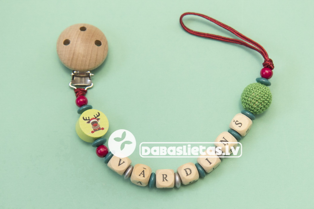 knupisu-turetajs-ziemassvetkos-briedis-ar-vardu