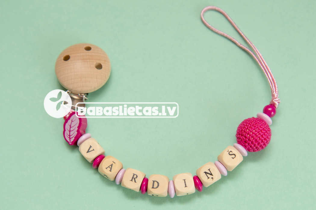 koka-knupisa-turetajs-ar-vardu-spalvas-roza 1485512564